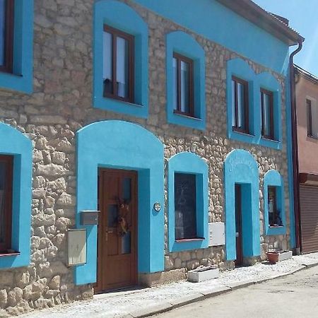 Penzion L'Isola Kunžak 外观 照片