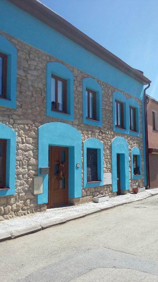 Penzion L'Isola Kunžak 外观 照片